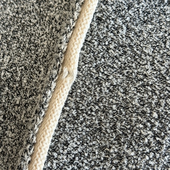 Fantastic Fawn | Gray Boxy “Nelly” Sweater with Contrasting Cream Trim - Picture 9 of 9